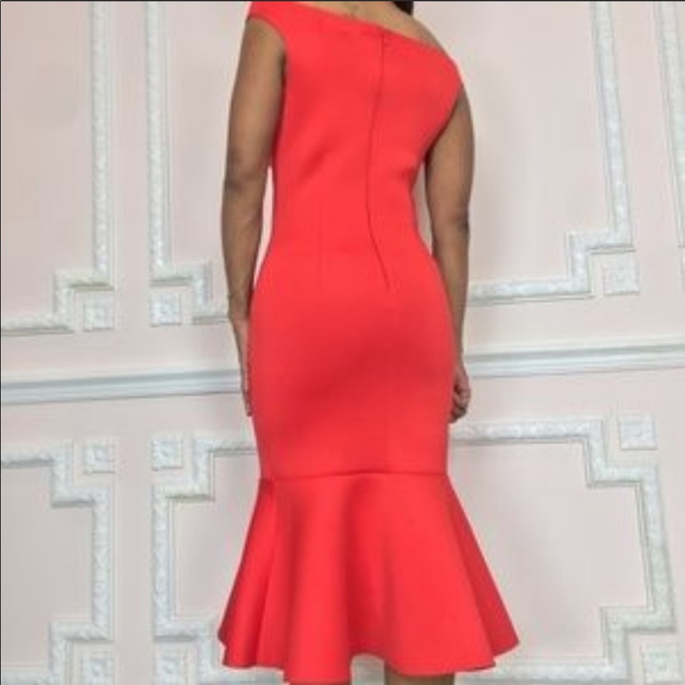 Sexy Red dress with Mermaid cut Sz S - Picture 2 of 7